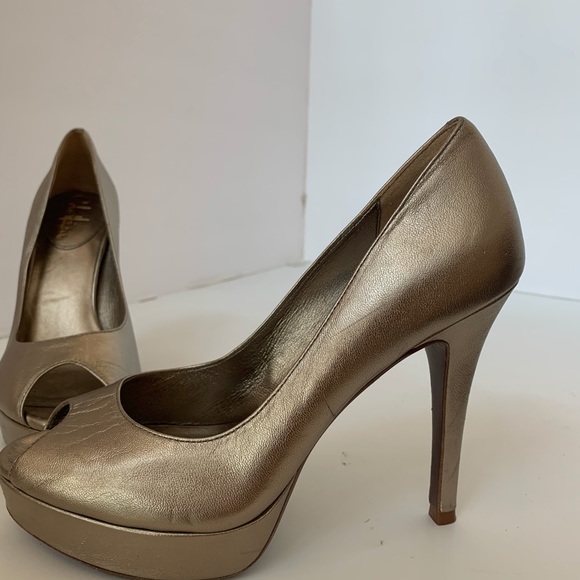 Cole Haan Gold Shimmer High Heels Sz 7 - Picture 12 of 13